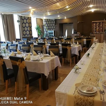 Hotel Dombóvár Εξωτερικό φωτογραφία