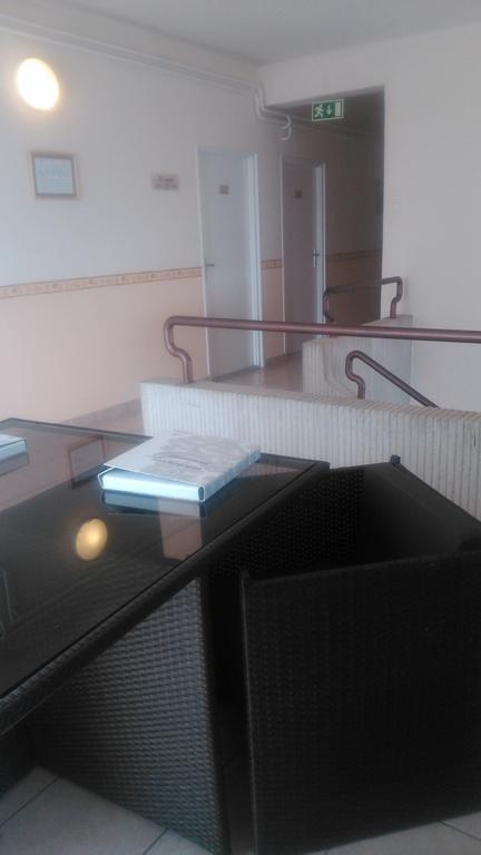Hotel Dombóvár Εξωτερικό φωτογραφία
